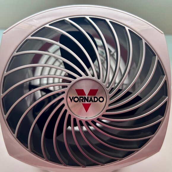 VORNADO 100898 Fan Flippi V10 Air Circulator Portable 3 Speeds **USED** - Picture 8 of 9